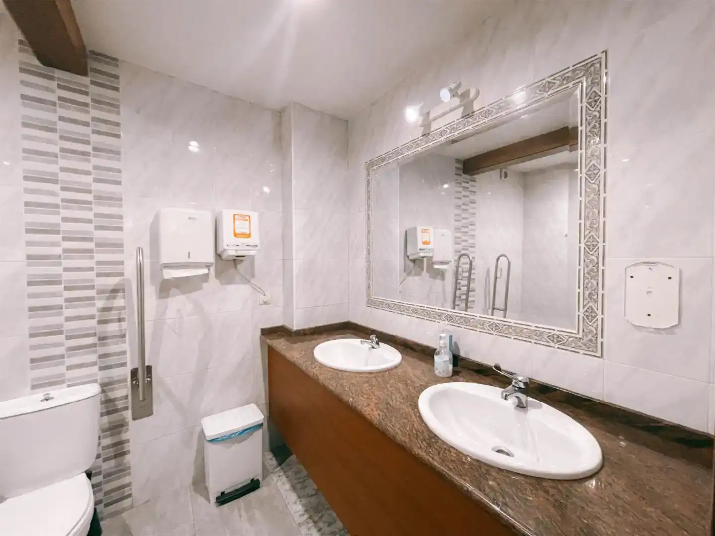 Baño de Local de alquiler en Meaño, Pontevedra