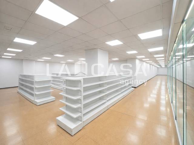 Local comercial en Venta en El Bon Pastor