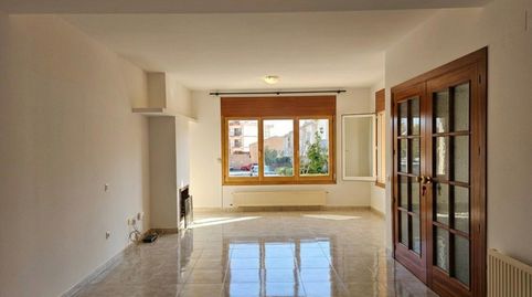 Foto 2 de Casa adosada en venta en Carrer Valencia, Torroella de Montgrí, Girona