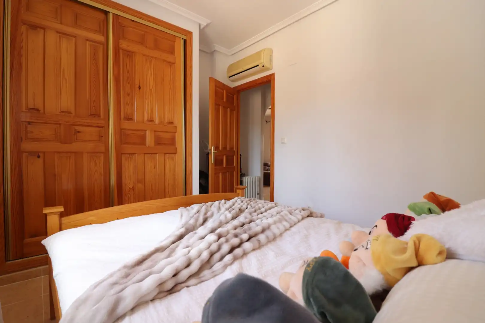 Dormitori de Casa o xalet en venda en Daya Vieja amb Terrassa i Traster