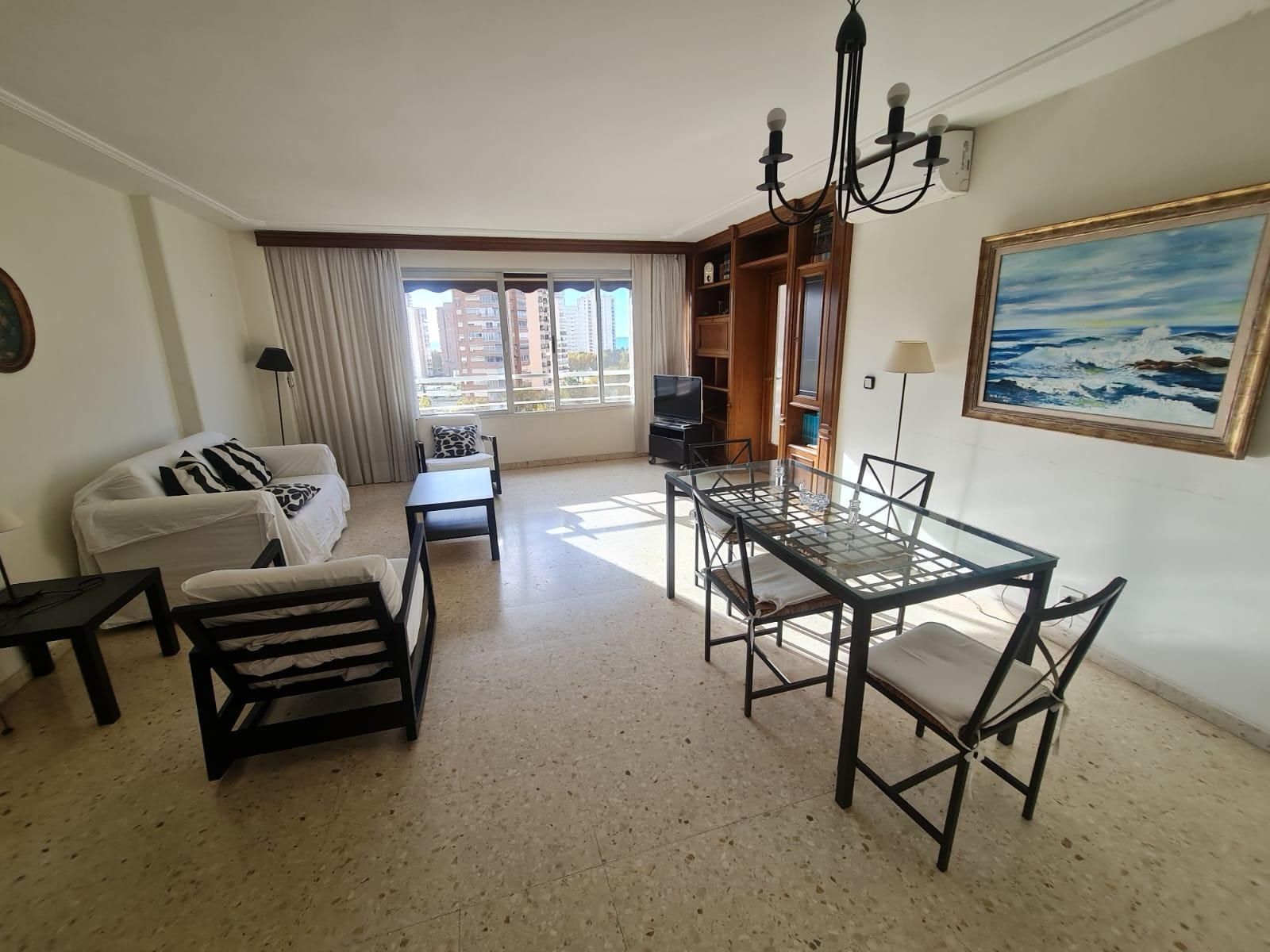 Sala d'estar de Pis en venda en Benidorm amb Aire condicionat, Calefacció i Jardí privat