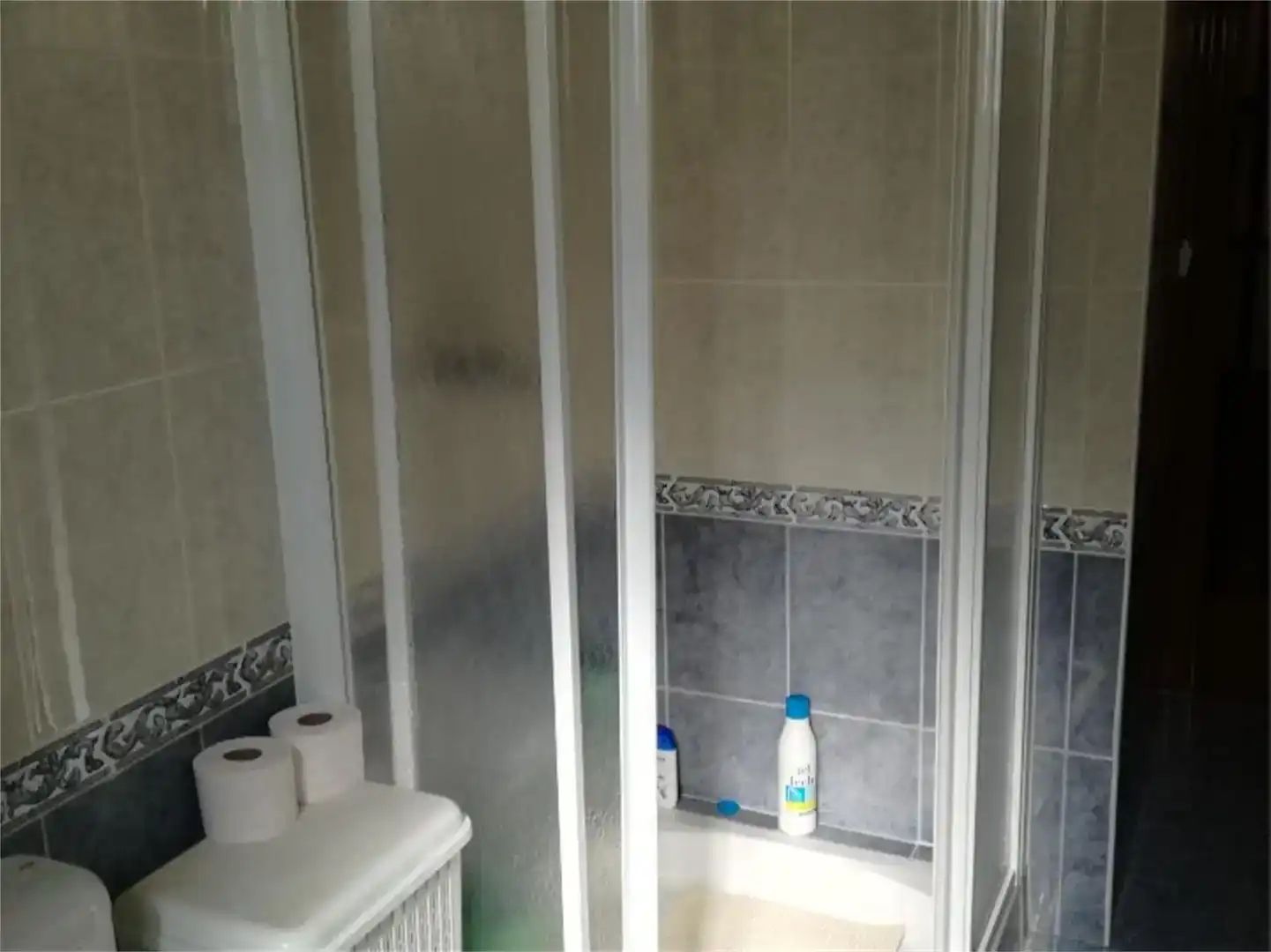 Baño de Casa o chalet en venta en Montilla con Jardín privado, Trastero y Piscina