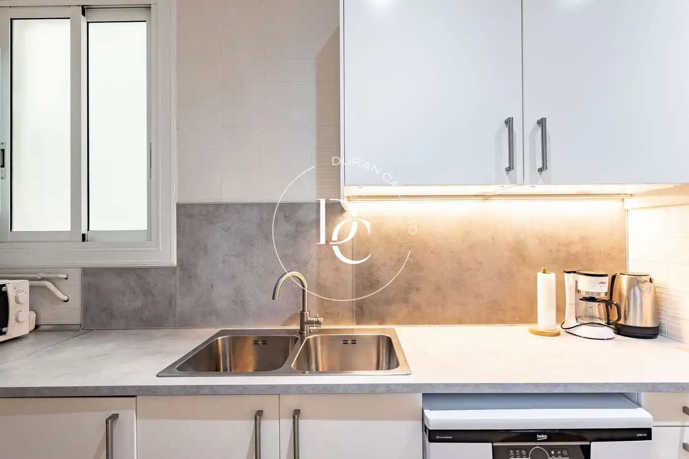 Kitchen of Flat for sale in Barcelona  with Air Conditioner, Heating and Furnished