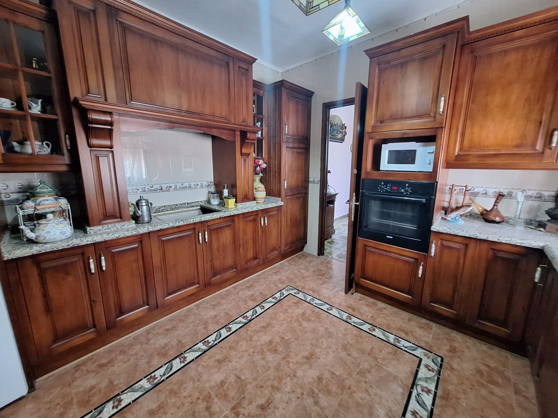 Kitchen of House or chalet for sale in La Línea de la Concepción  with Terrace and Furnished
