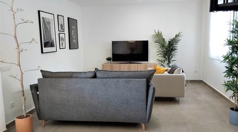 Foto 2 de Apartamento de alquiler en Calle Solís, Centro,  Almería Capital