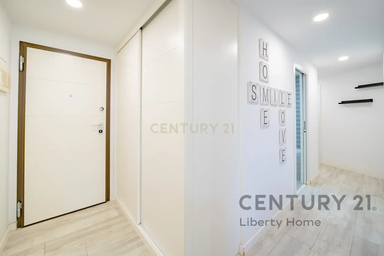 Apartments for rent in Valencia  with Air Conditioner, Private garden and Oven