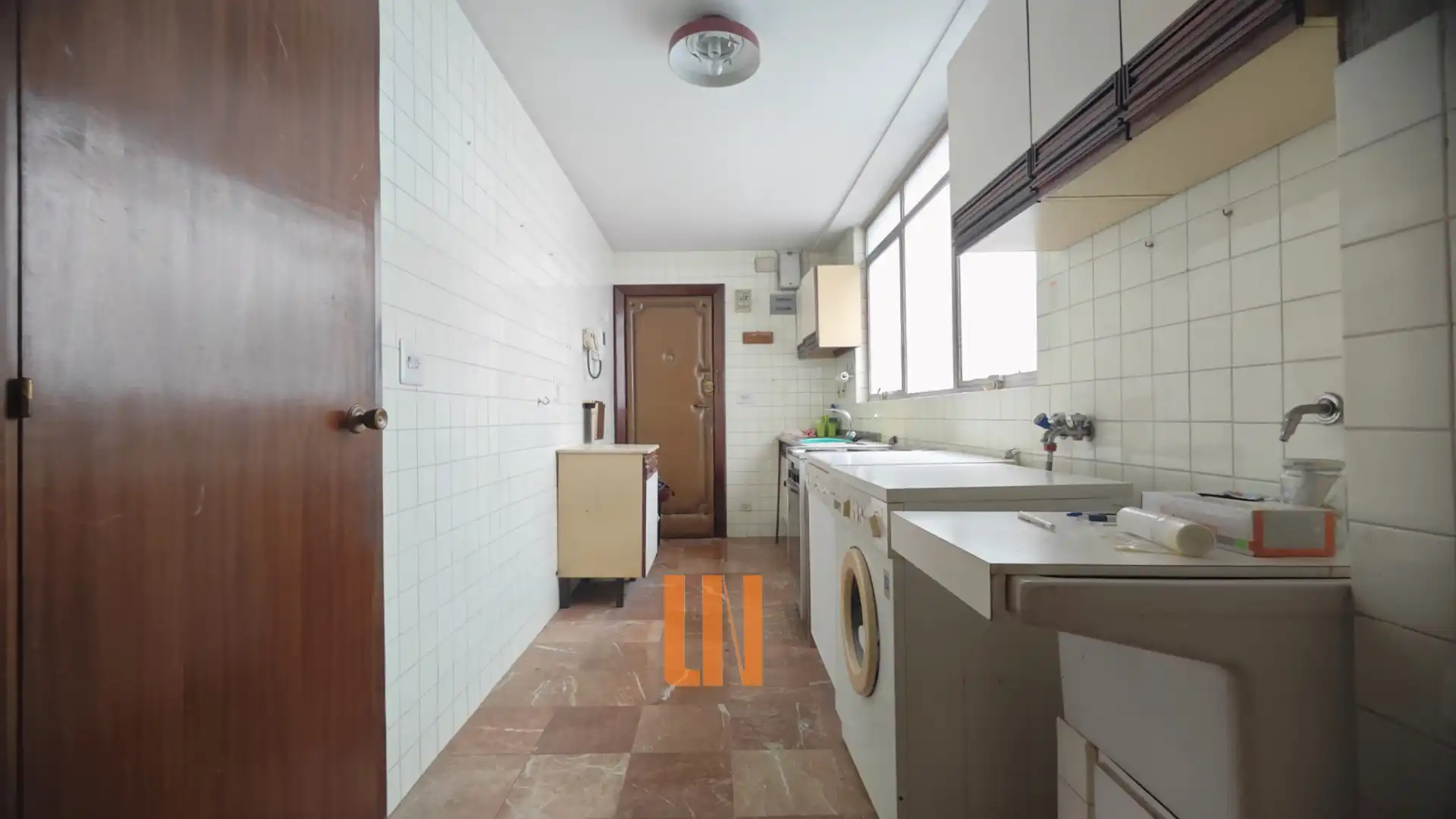 Cocina de Piso en venta en A Coruña Capital  con Calefacción, Parquet y Internet