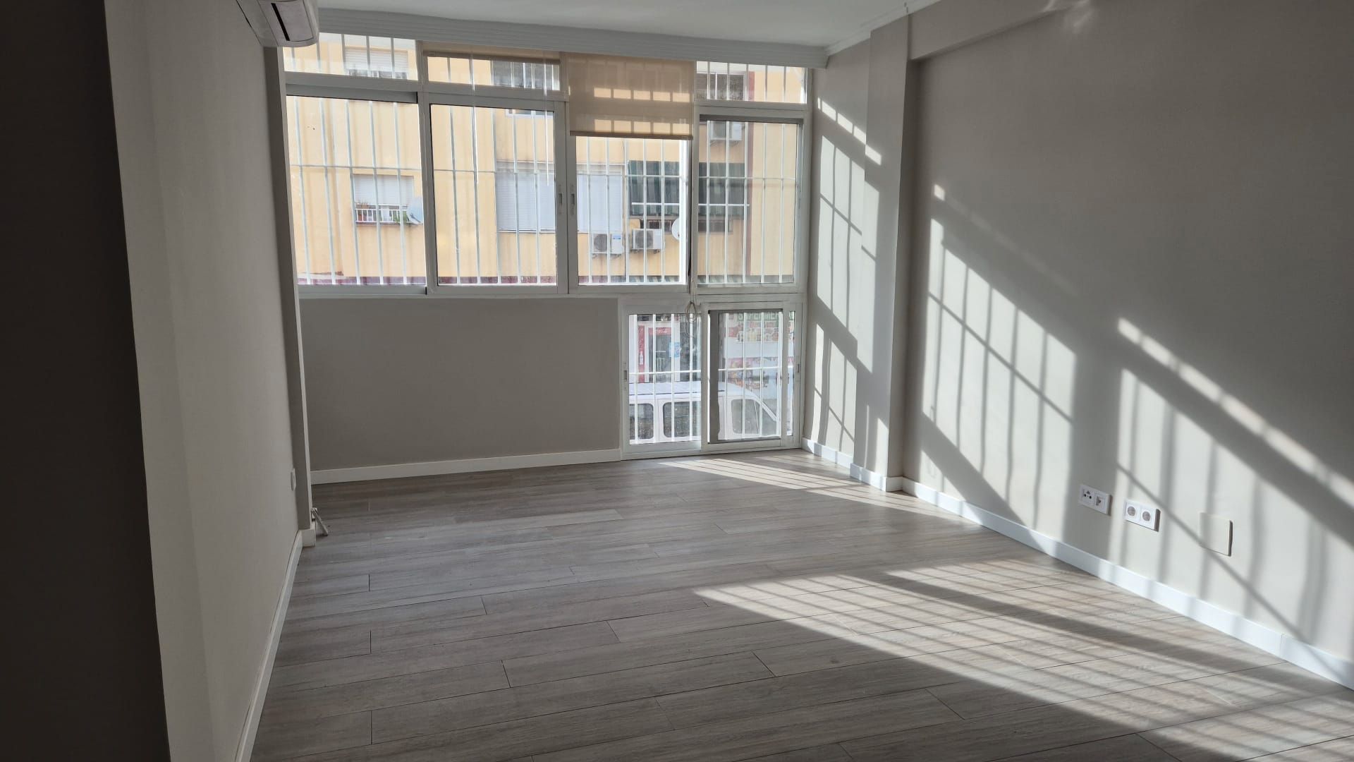 Flat for rent in Camino de Antequera, Cruz de Humilladero