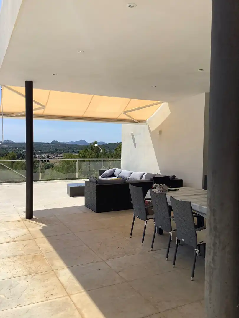 Terrasse von Haus oder Chalet zum Verkauf in Calvià mit Klimaanlage, Privatgarten und Terrasse
