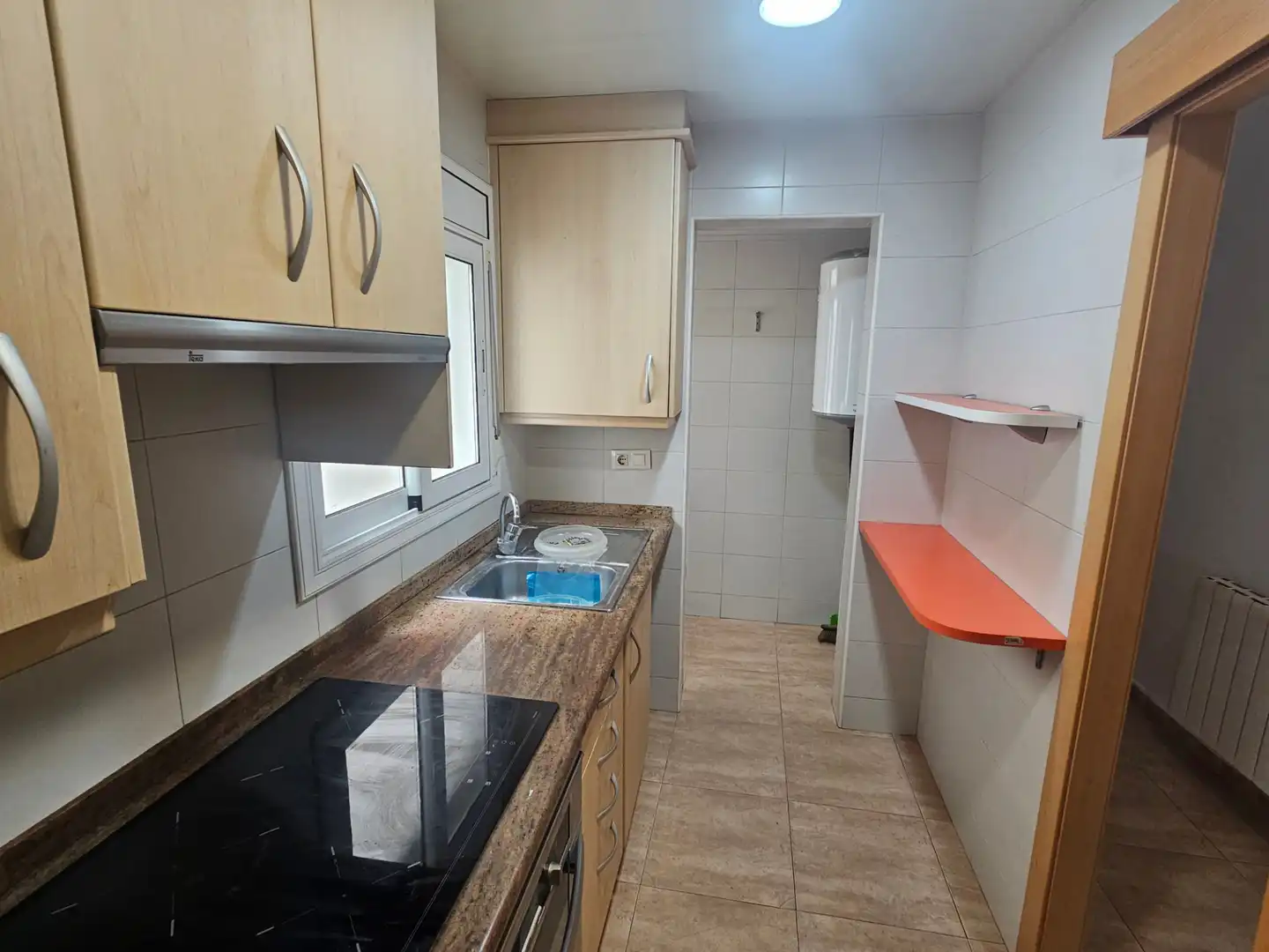 Cuina de Pis en venda en Sabadell amb Calefacció, Traster i Forn