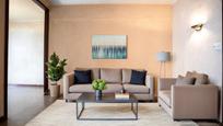 Living room of Flat for sale in  Barcelona Capital  with Balcony