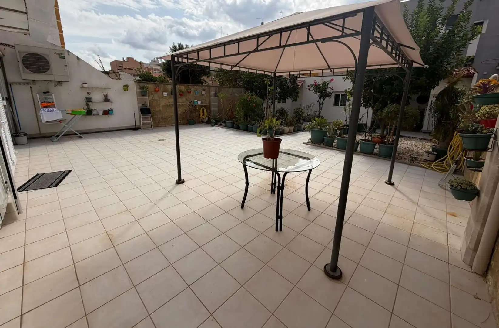 Bajo con jardín en venta en Nord, imagen 35
