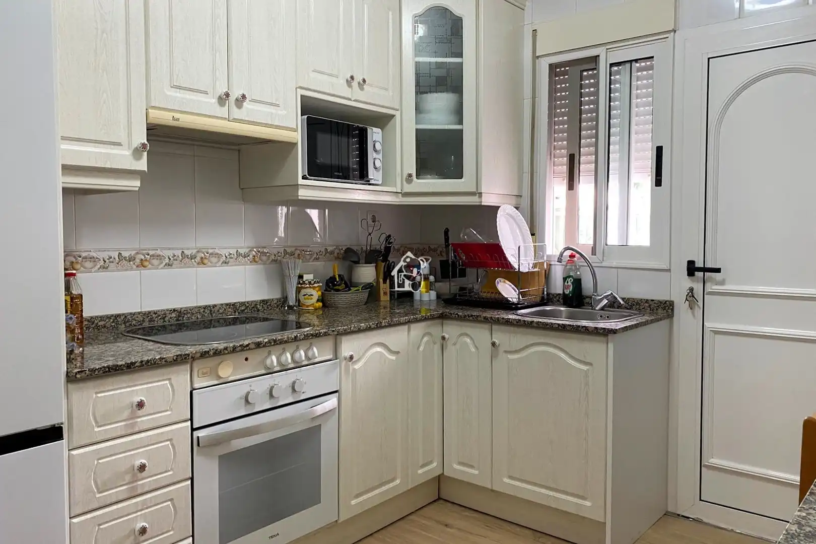 Cocina de Casa o chalet de alquiler en Torrevieja con Aire acondicionado, Piscina y Amueblado