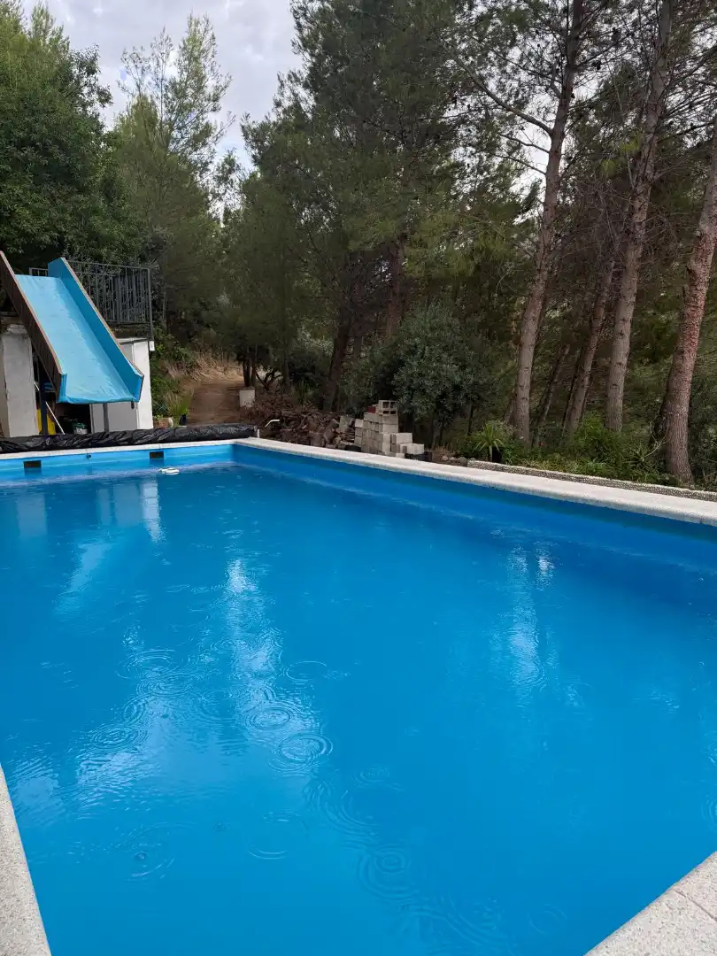 Schwimmbecken von Country house zum Verkauf in Jaén mit Privatgarten, Terrasse und Schwimmbad