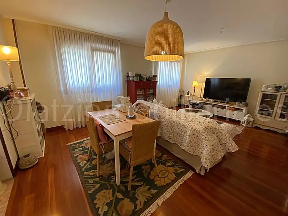Living room of Flat for sale in Balmaseda  with Heating and Storage room