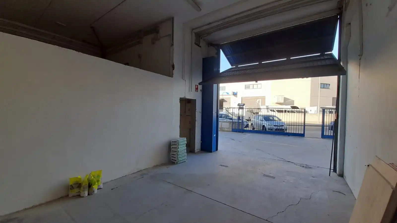 Fabrikhallen zur Miete in Leganés