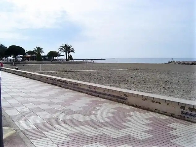 Außenansicht von Wohnung zur Miete in Santa Pola mit Möbliert, Waschmaschine und Mikrowelle