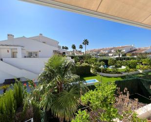 Jardí de Casa o xalet en venda en Alicante / Alacant amb Aire condicionat, Terrassa i Piscina