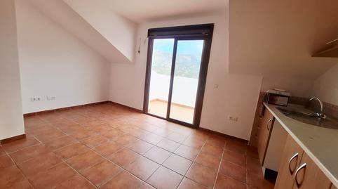 Foto 2 de Àtic en venda a Alcaucín, Málaga