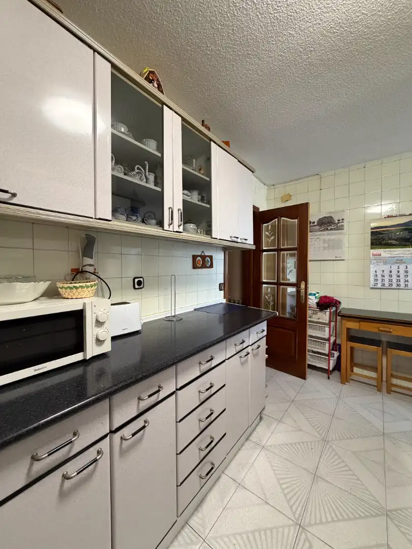Cocina de Piso en venta en Madrid con Calefacción, Terraza y Amueblado