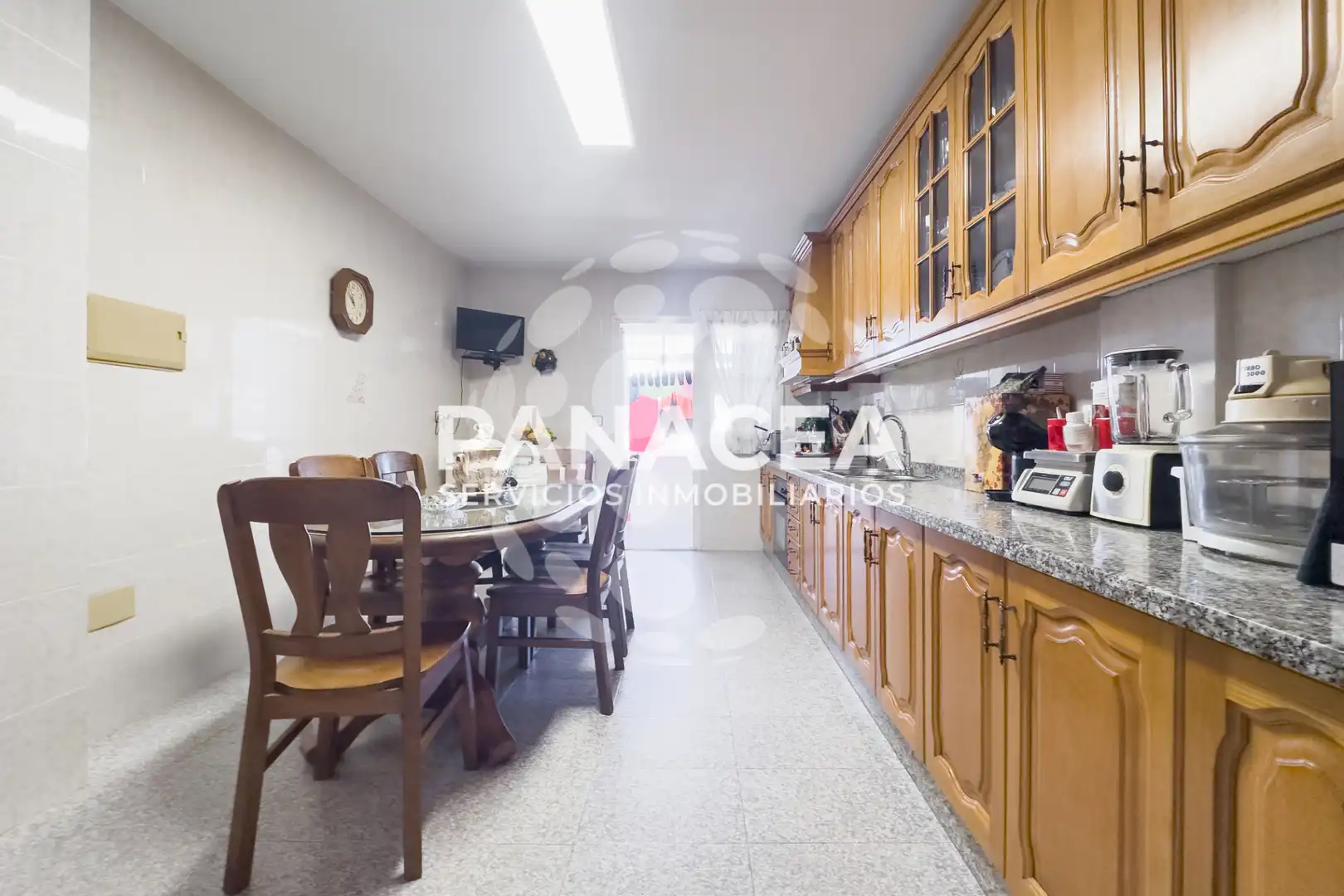 Kitchen of Detached homes for sale in Roquetas de Mar  with Terrace, Furnished and Oven