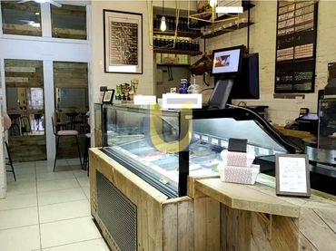 Locale commerciale in cessione a Centro