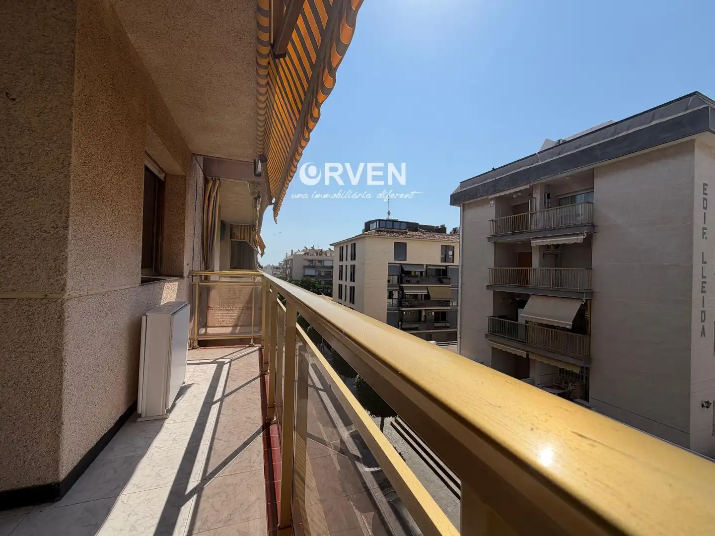 Terrasse von Wohnung zum Verkauf in Torredembarra mit Waschmaschine