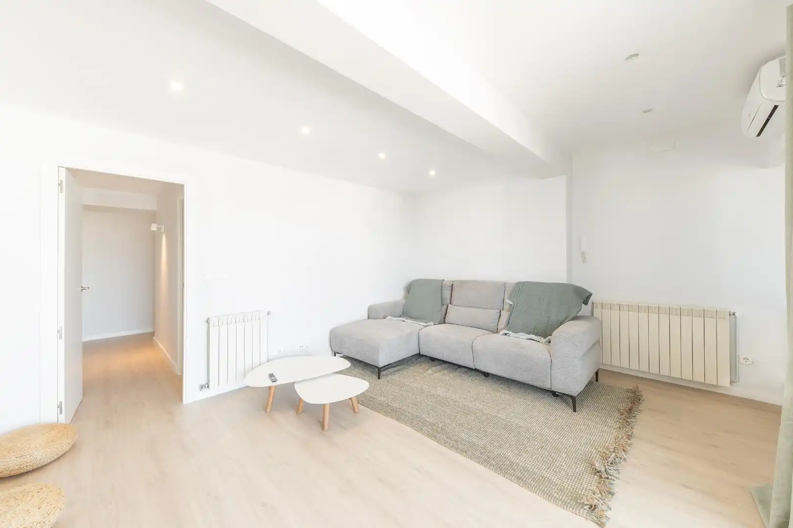 Wohnzimmer von Dachboden zur Miete in  Palma de Mallorca mit Klimaanlage, Heizung und Parkett