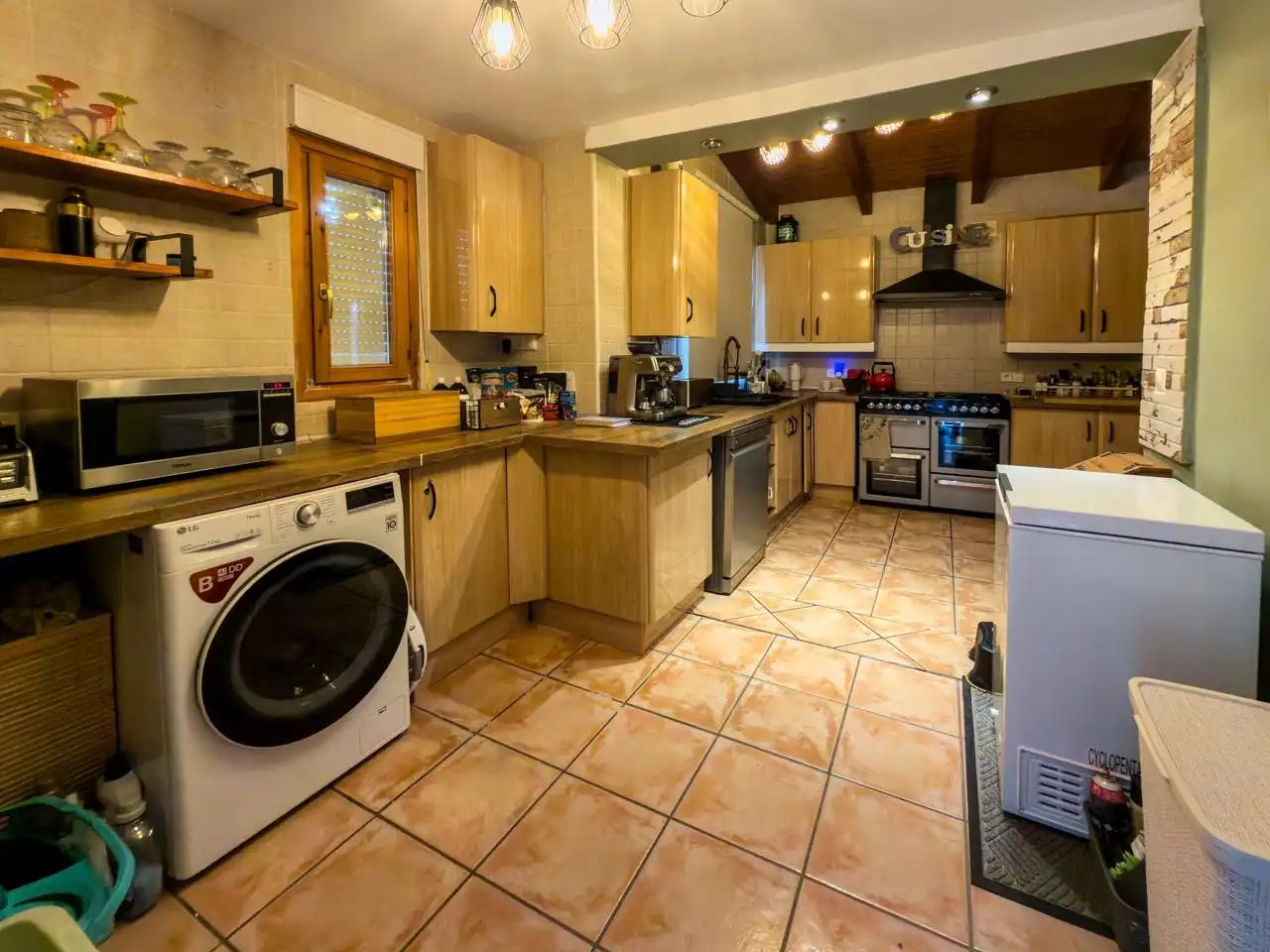 Kitchen of Houses for sale in Relleu  with Swimming Pool
