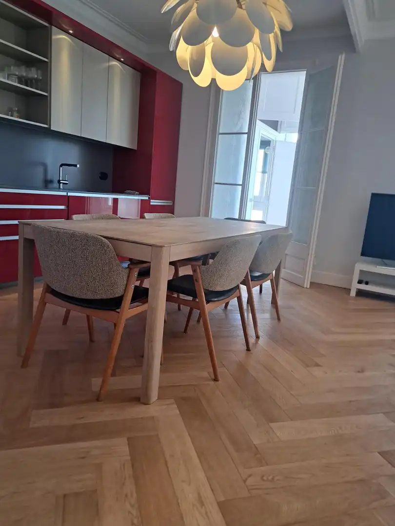Menjador de Pis en venda en Barcelona amb Aire condicionat, Calefacció i Parquet