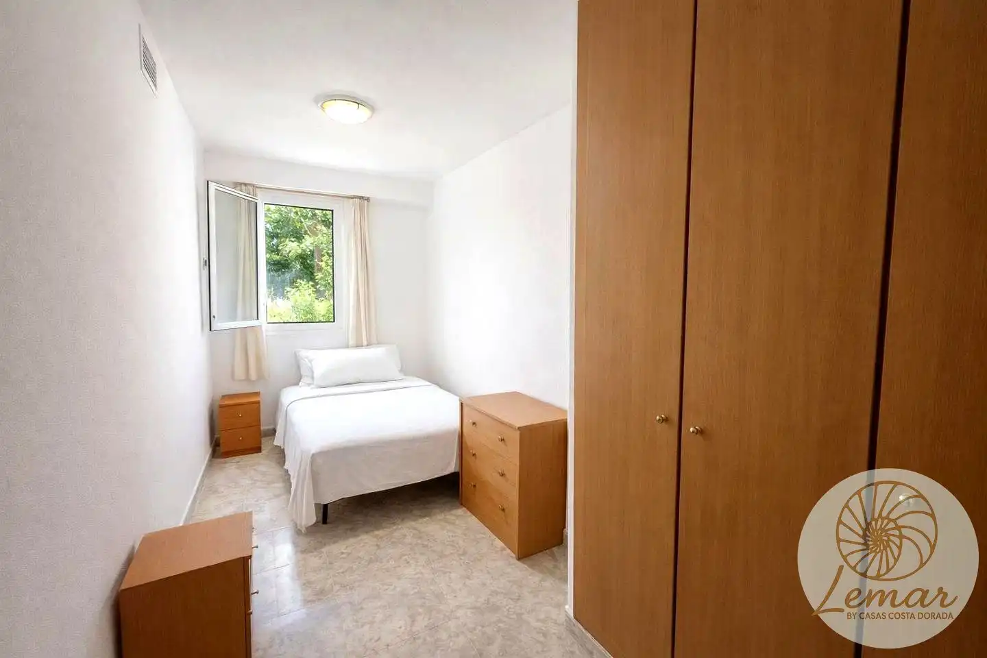 Bedroom of Flat for sale in L'Ametlla de Mar   with Air Conditioner and Furnished