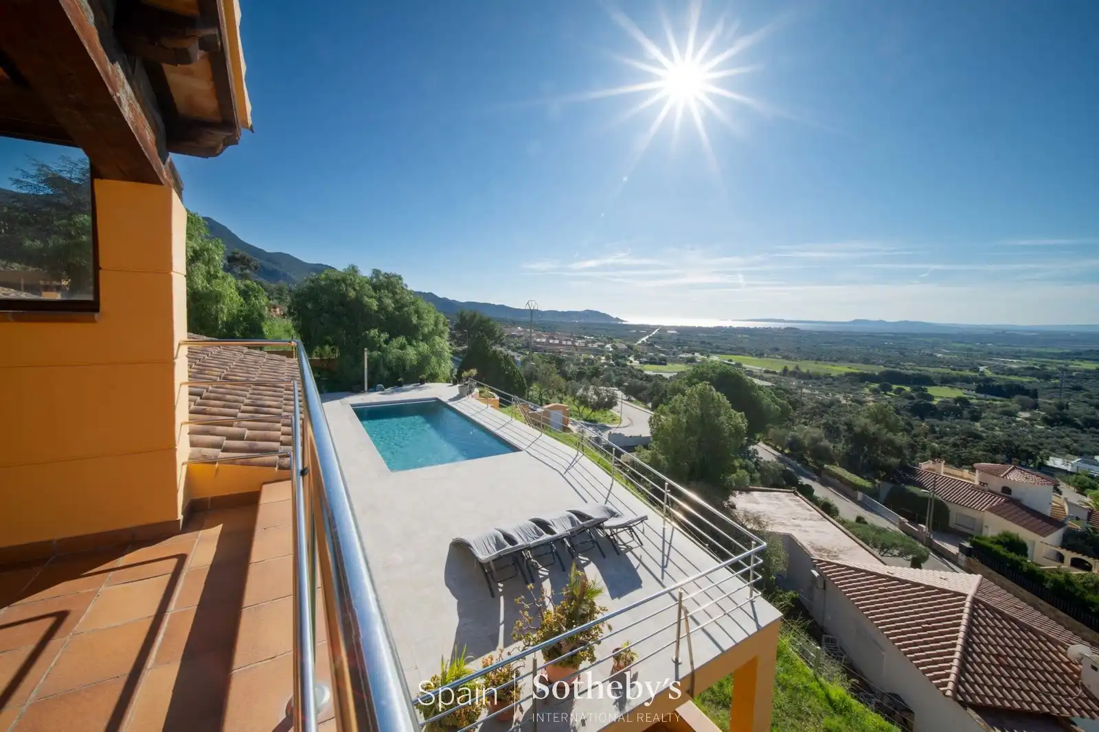 House with pool for sale in Carrer Anglaterra, imagen 16
