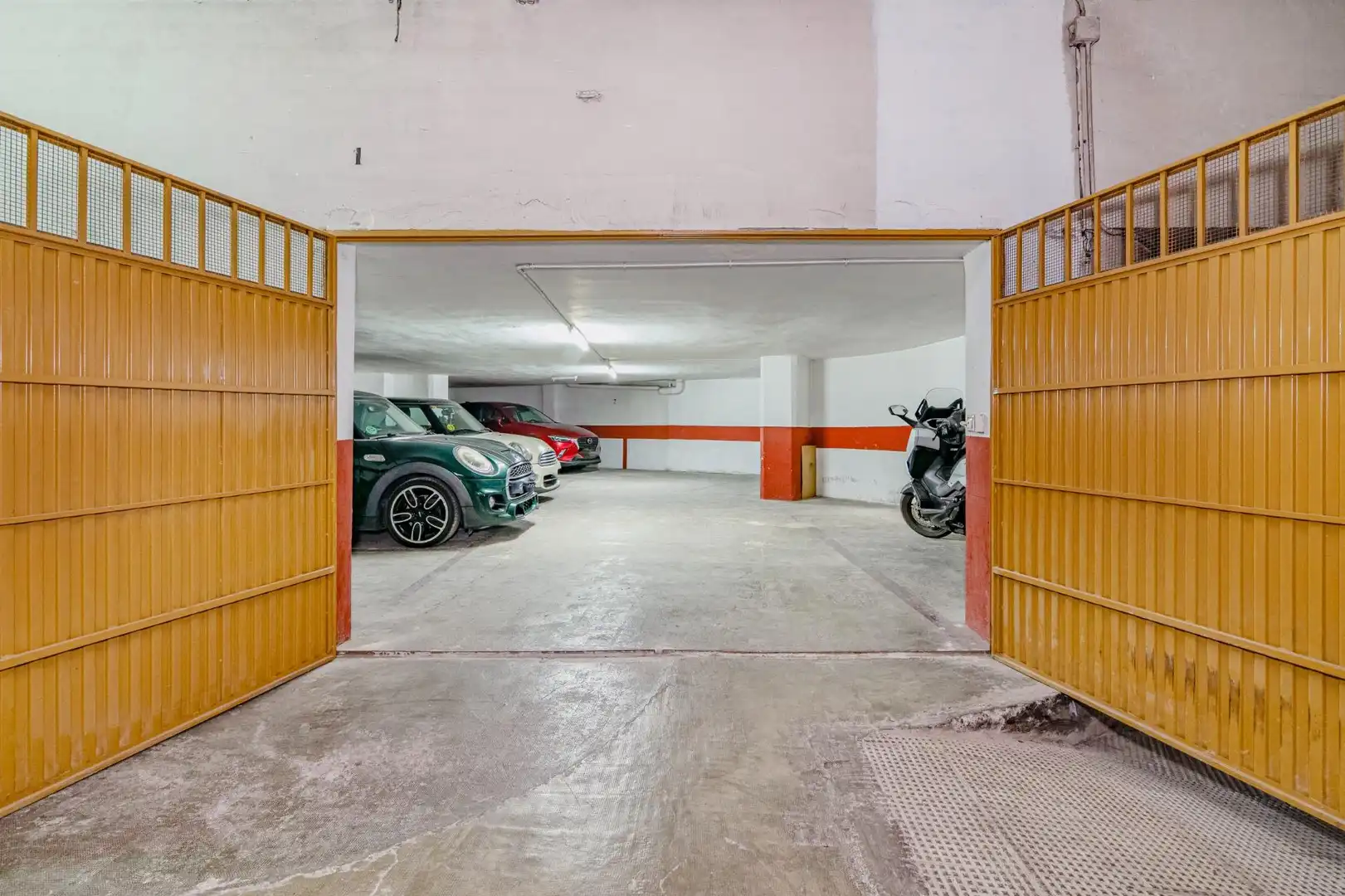 Individual for sale in Calle Calle Triana Baja