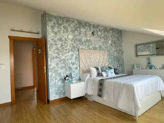Habitación de Dúplex en venta en Piélagos con Calefacción, Trastero y Amueblado
