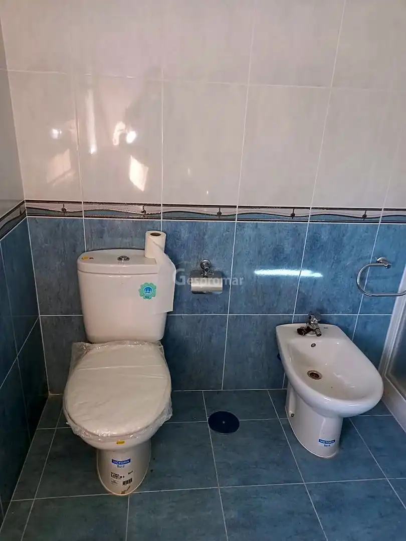 Bathroom of Houses for sale in Castro Caldelas  with Private garden, Parquet flooring and Terrace