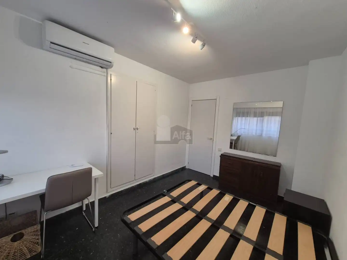Flat with terrace to rent in Plaza Profesor Tamarit Olmos 16, imagen 12