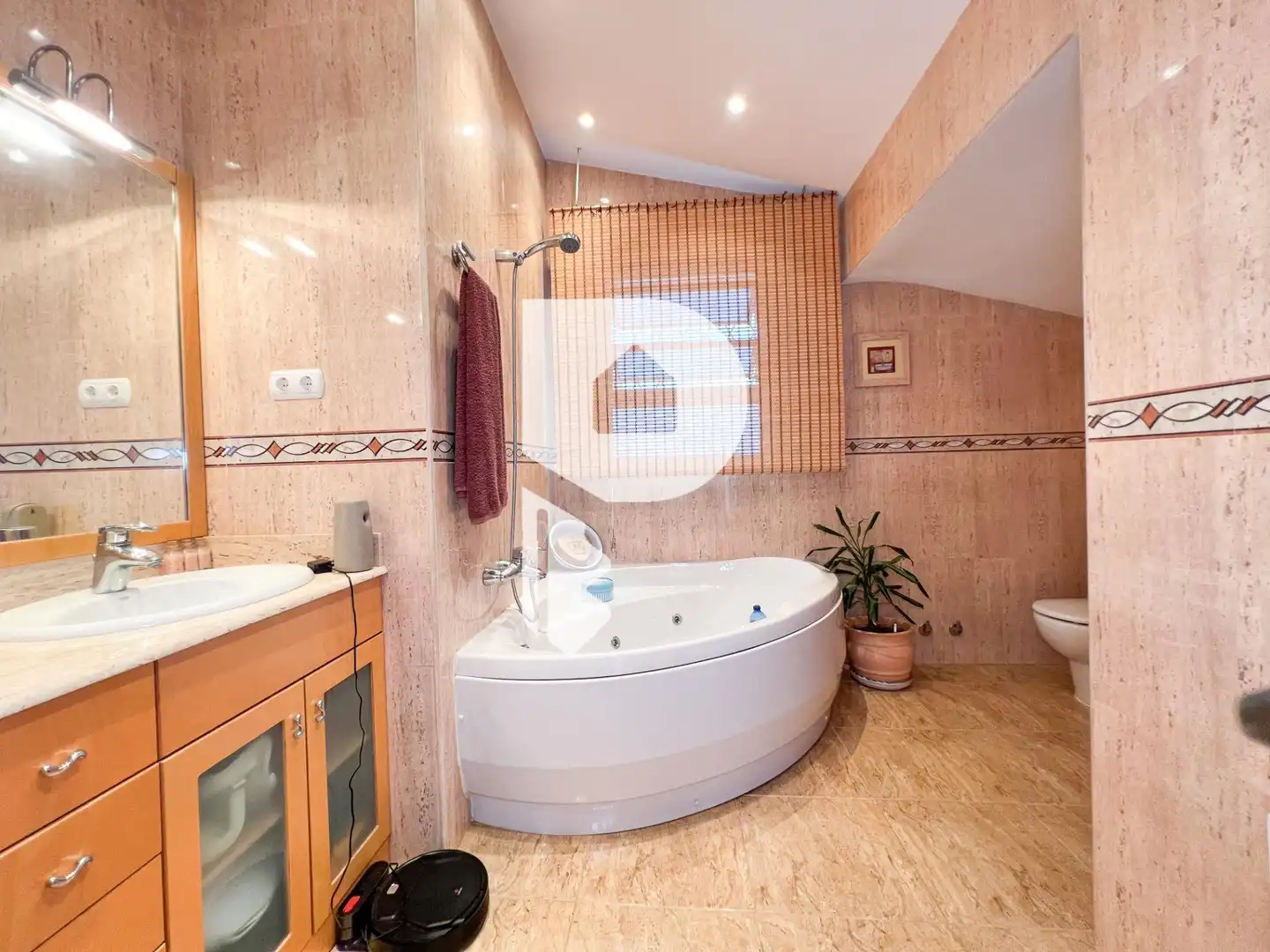 Bathroom of Houses for sale in Corbera de Llobregat  with Air Conditioner, Terrace and Storage room