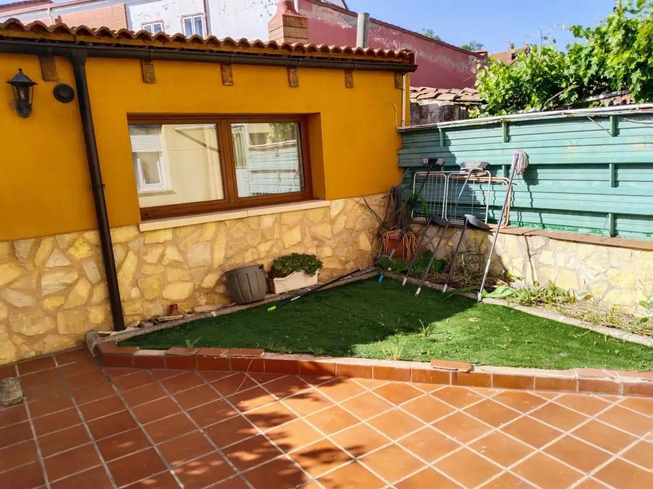 Jardí de Pis de lloguer en Burgos amb Calefacció i Moblat