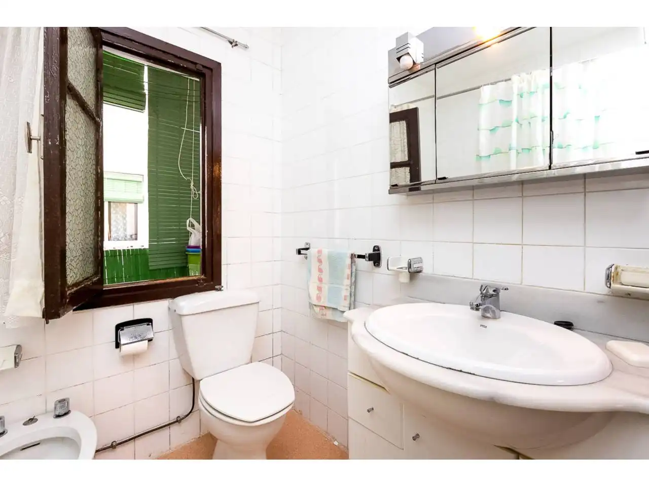 Bathroom of Flat for sale in Toro  with Heating and Parquet flooring