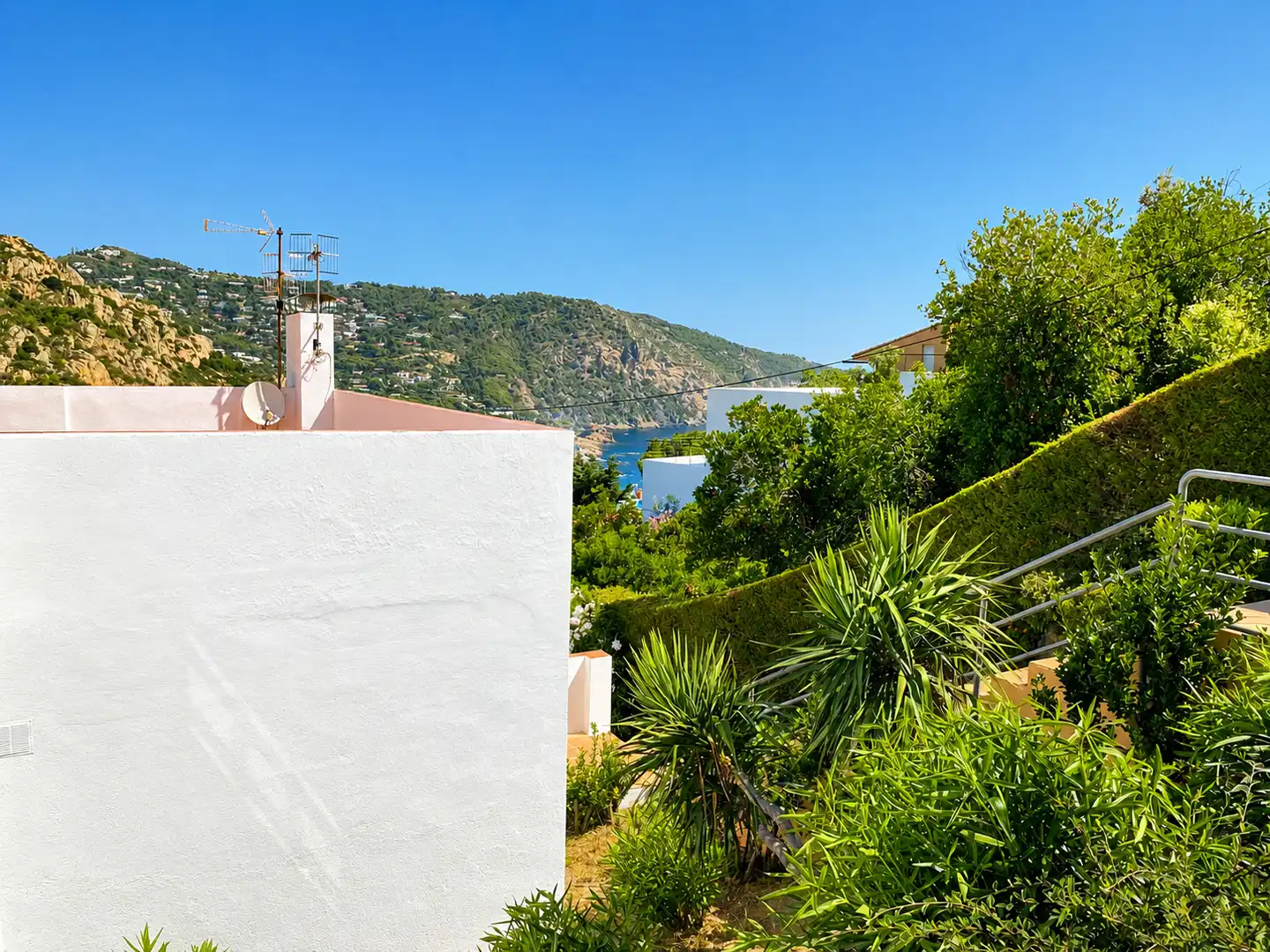 Vista exterior de Casa adosada en venta en Begur con Aire acondicionado y Terraza