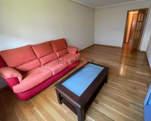 Living room of Flat to rent in Ourense Capital   with Heating and Parquet flooring