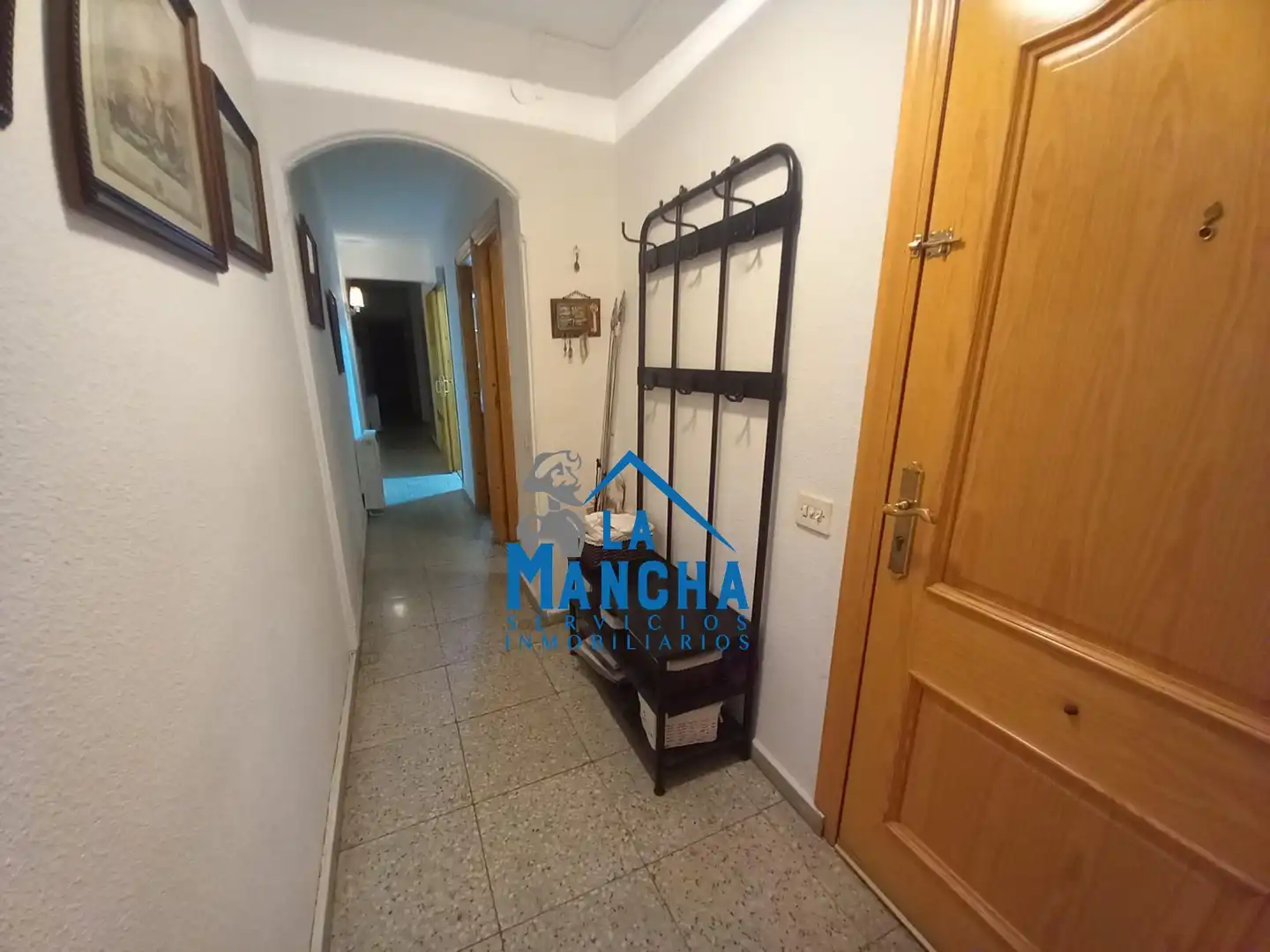 Piso en venta en Albacete con Balcón