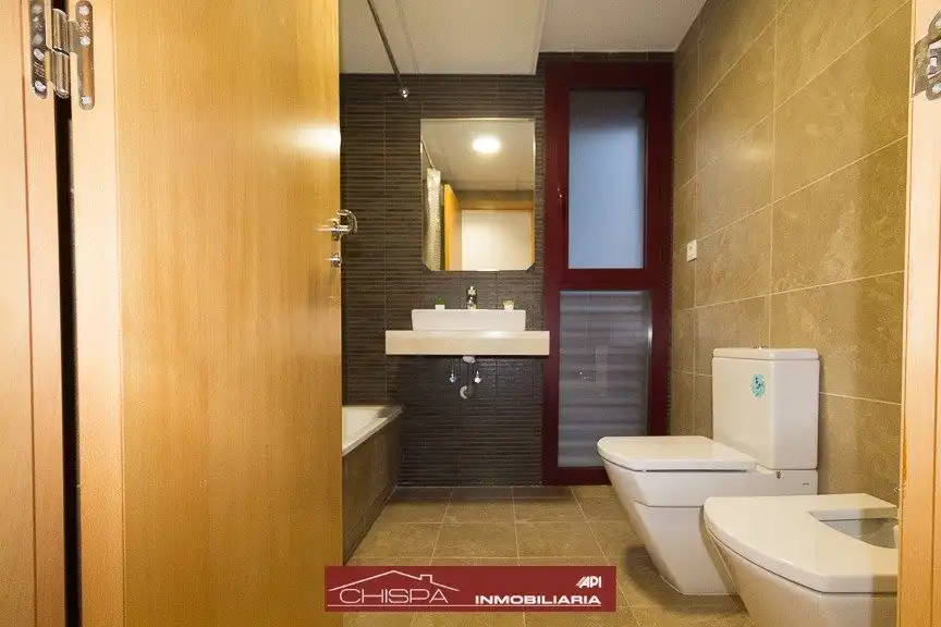 Baño de Piso de alquiler en Náquera con Piscina comunitaria