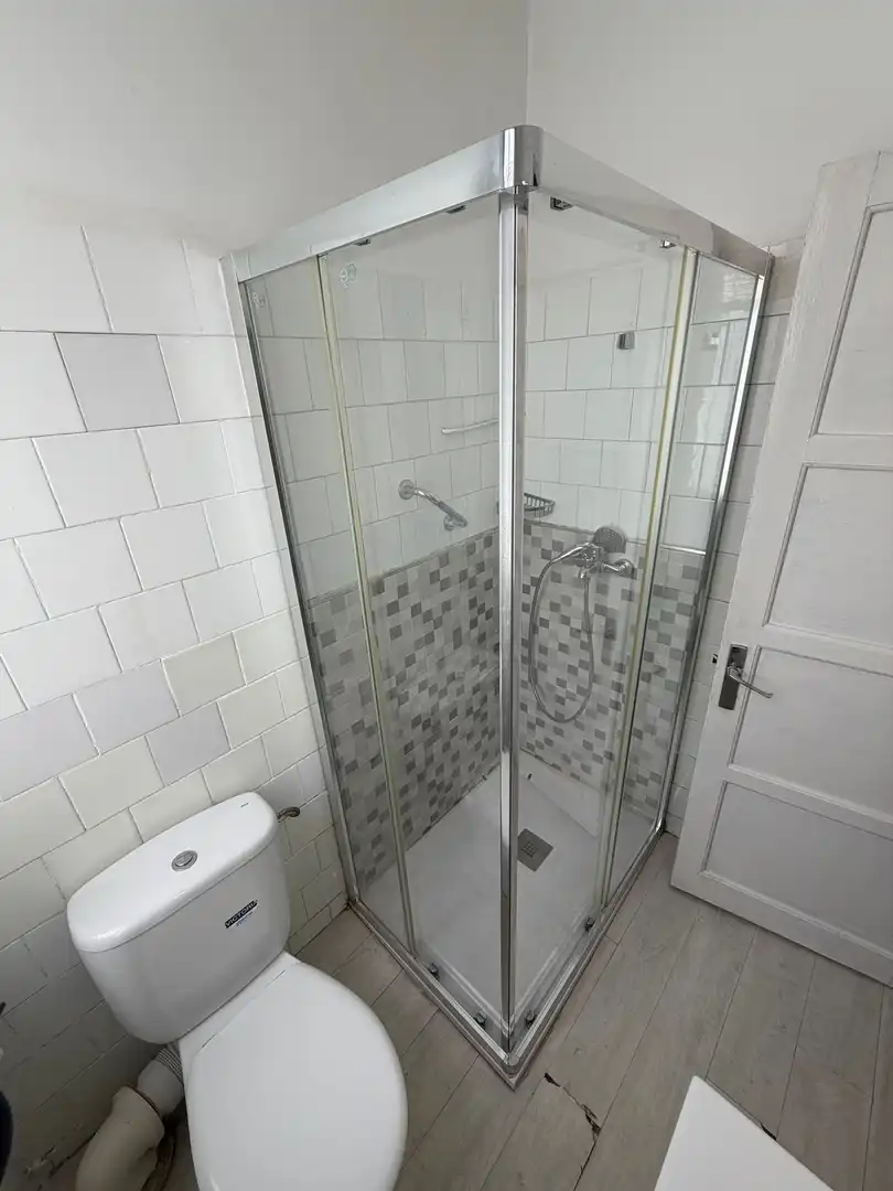 Baño de Piso en venta en Bilbao  con Calefacción y Trastero