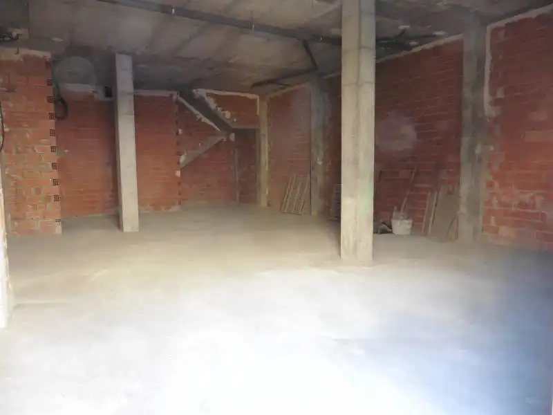Local comercial de lloguer a Puerto de Sagunto