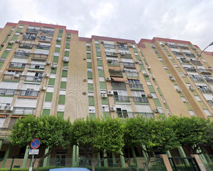 Exterior view of Flat for sale in  Sevilla Capital