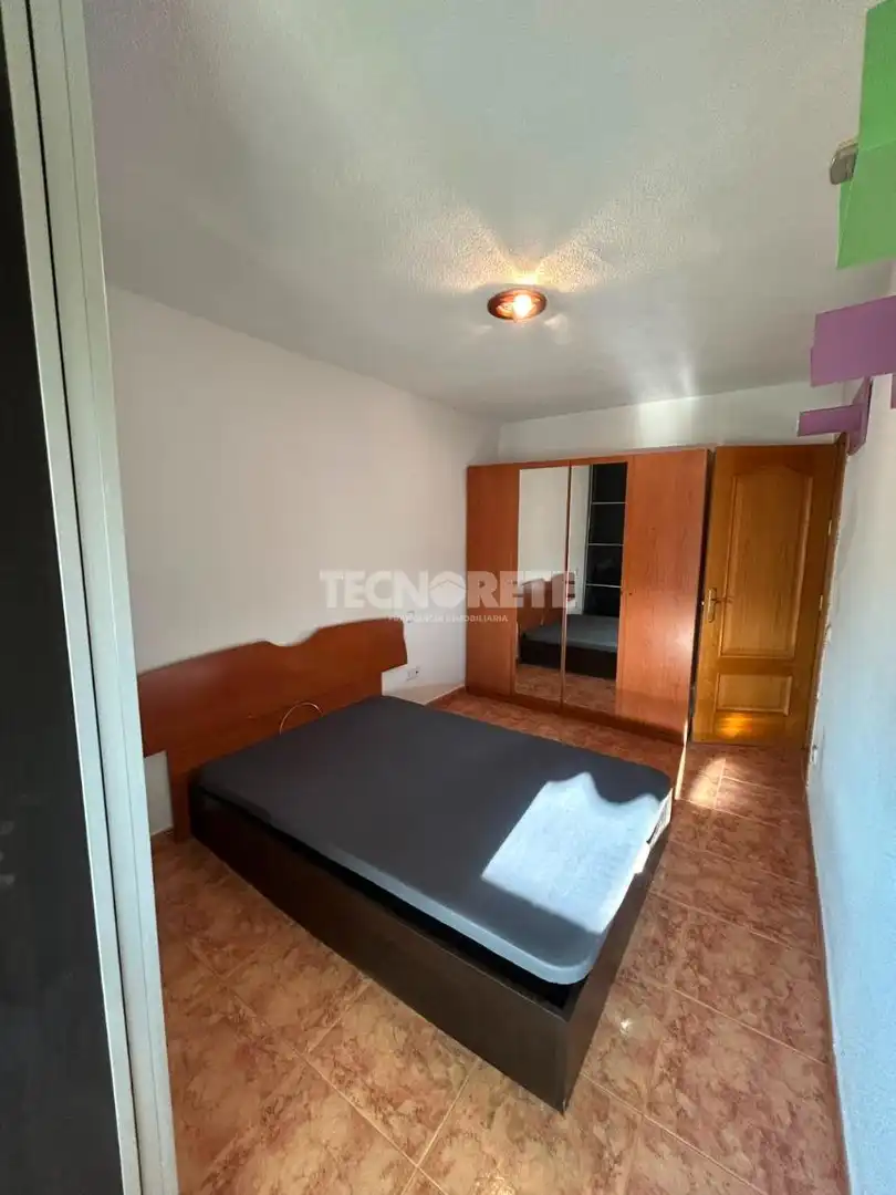 Habitación de Piso en venta en Madrid con Aire acondicionado y Balcón
