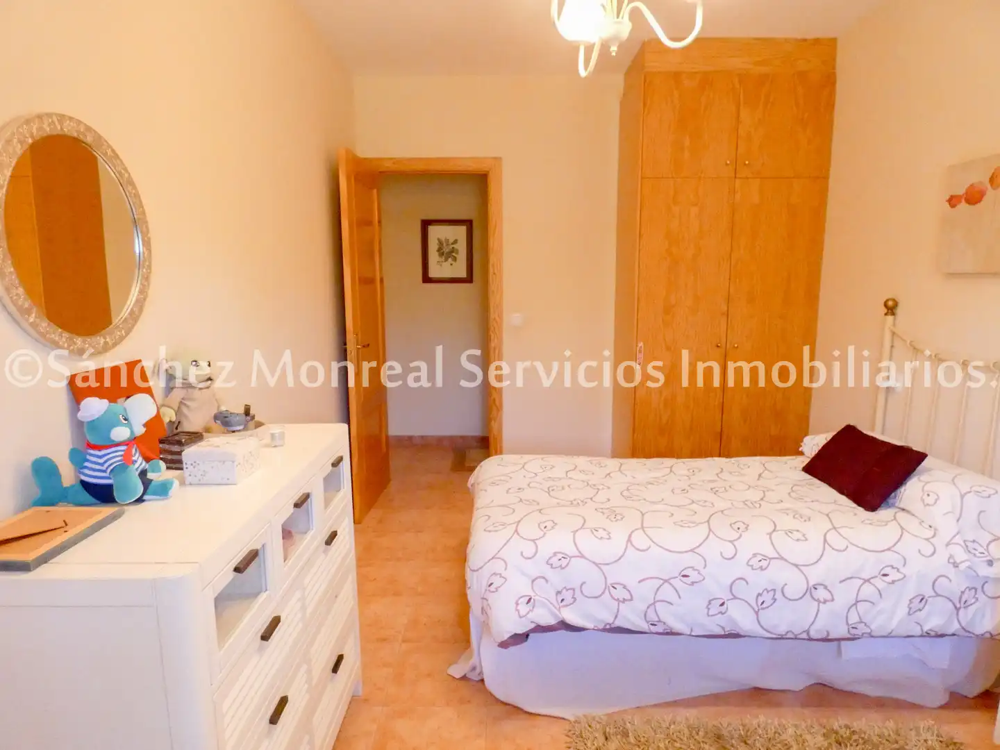 Casa adosada en venta en Avenida de la Cruz Roja, Alcázar de San Juan
