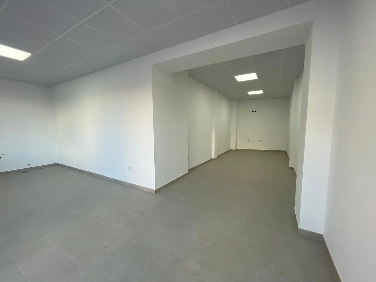 Geschaftsraum zur Miete in Olivares