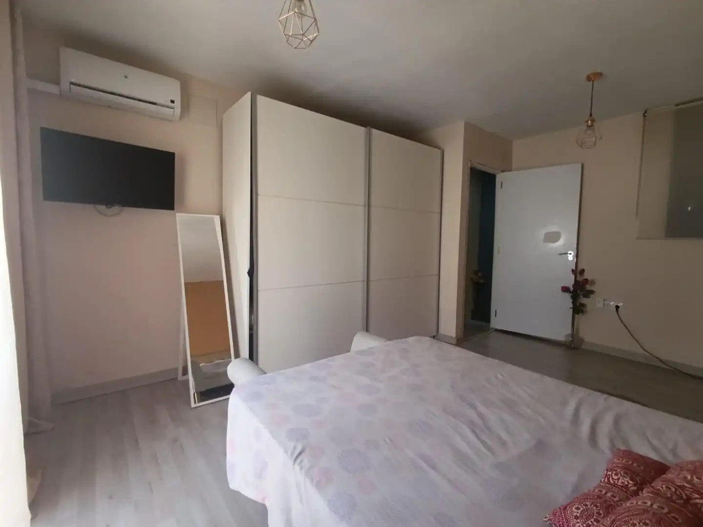 Bedroom of Detached homes for sale in Alcalá de Guadaira  with Terrace